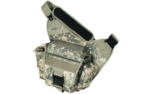 UTG Tactical Messenger Bag, Army Digital